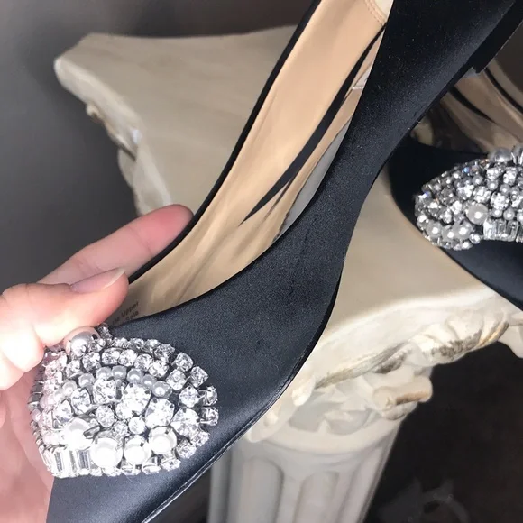 Badgley Mischka Octavia flats embellished black satin size 7 - Picture 8 of 8